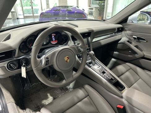 Used 2014 Porsche 911 Carrera S RWD image 3