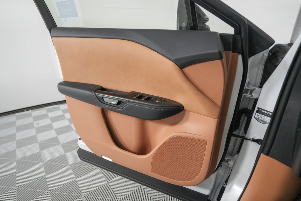 Certified 2025 Lexus RZ 300e w/ Accessory Package (2T) FWD image 12
