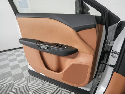 Certified 2025 Lexus RZ 300e w/ Accessory Package (2T) FWD image 12