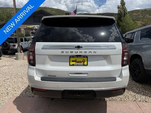 Used 2024 Chevrolet Suburban High Country AWD/4WD image 6