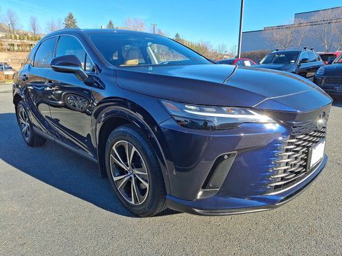 Used 2024 Lexus RX 350 Premium image 2