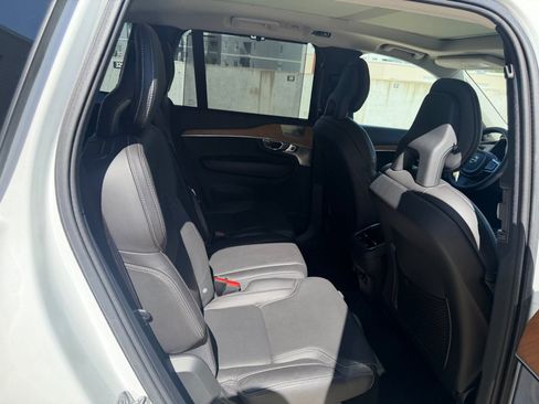 Used 2016 Volvo XC90 T6 Inscription w/ Vision Package AWD/4WD image 27
