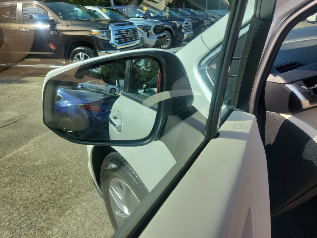 Certified 2022 Toyota Sienna XLE FWD image 11