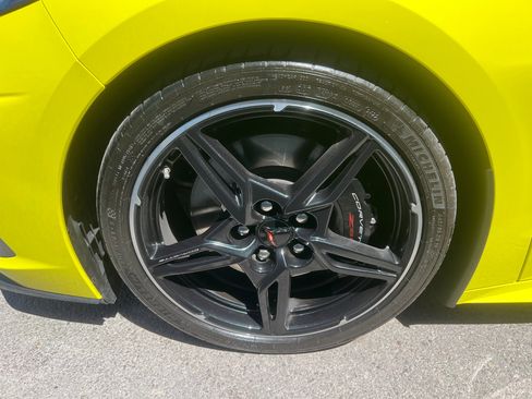 Used 2023 Chevrolet Corvette Stingray Premium Conv w/ Z51 Performance Package image 20