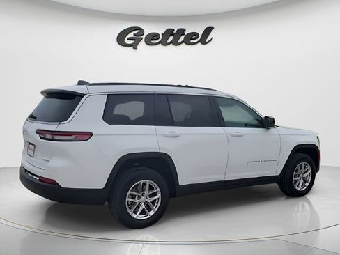 New 2025 Jeep Grand Cherokee L Laredo image 8