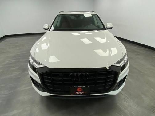 Used 2022 Audi Q8 Premium AWD/4WD image 9