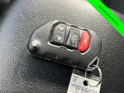 Used 2023 Jeep Gladiator Sport image 23