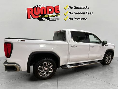 Used 2023 GMC Sierra 1500 SLT w/ SLT Premium Package image 4