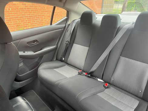 Used 2025 Nissan Sentra SV FWD image 38