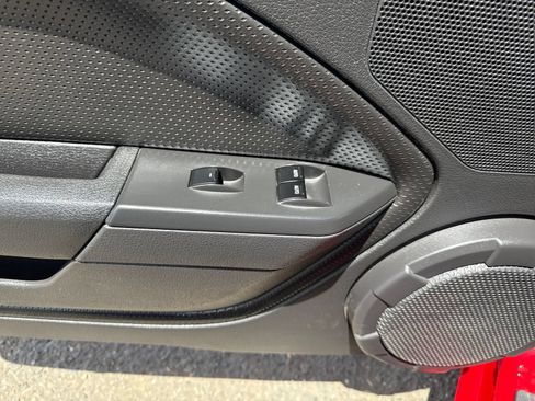 Used 2007 Ford Mustang GT Premium RWD image 11