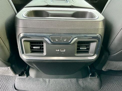 Used 2022 GMC Sierra 1500 Denali image 35