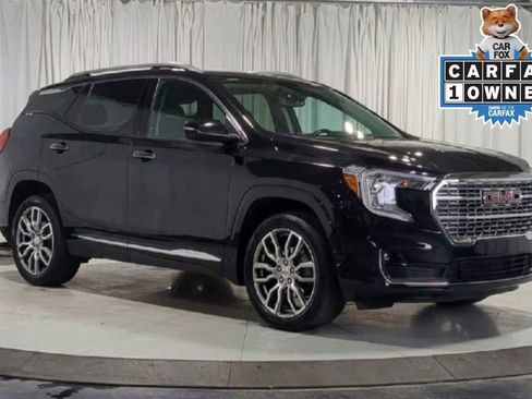 Used 2022 GMC Terrain Denali image 2
