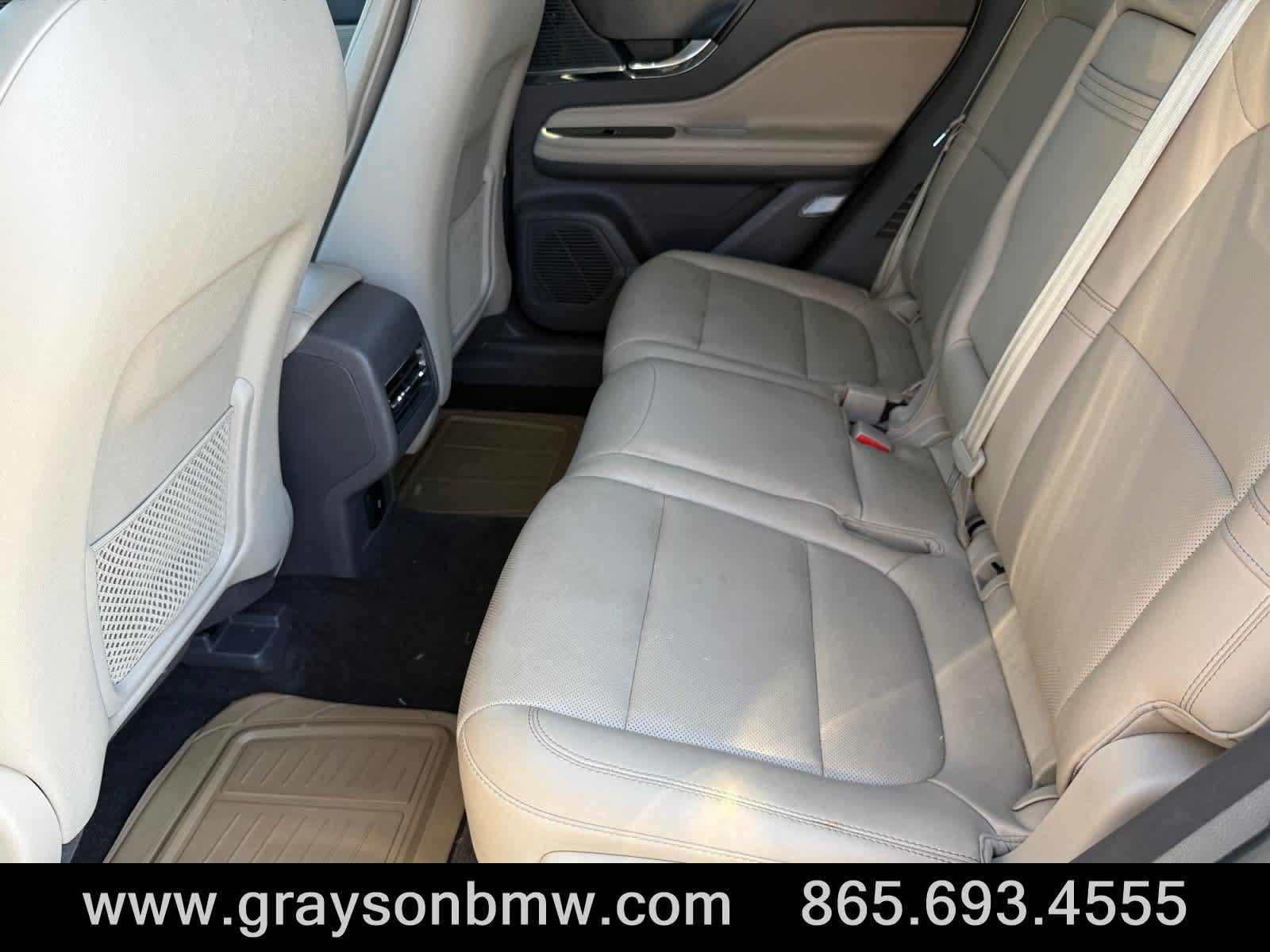 Used 2020 Lincoln Corsair FWD w/ Premium Package image 16