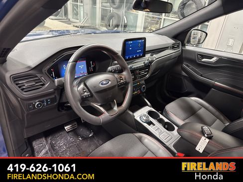 Used 2023 Ford Escape ST-Line Select image 15