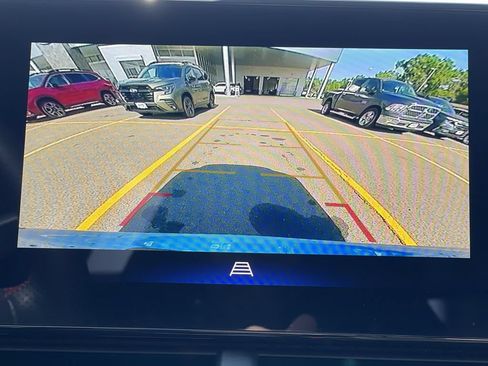 Used 2025 Chevrolet Trax RS w/ Driver Confidence Package FWD image 33