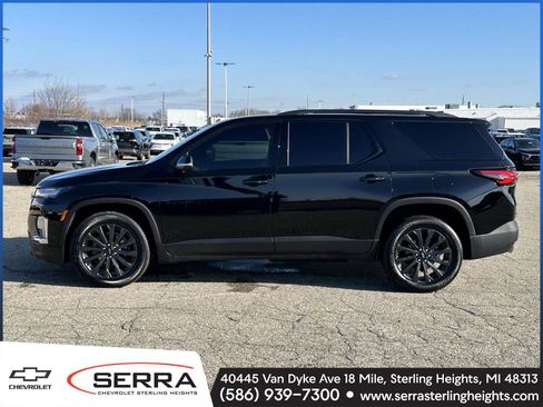 Certified 2024 Chevrolet Traverse RS w/ LPO, Floor Liner Package image 2