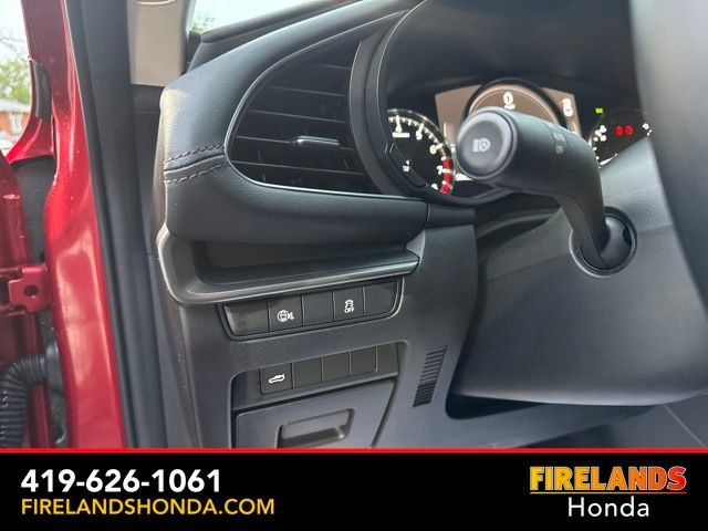 Used 2025 MAZDA MAZDA3 s FWD image 16
