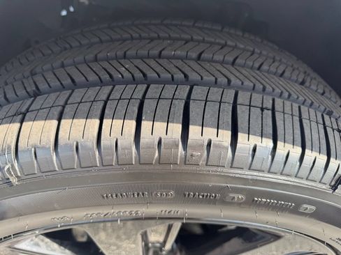 Used 2022 Lincoln Navigator L Reserve RWD image 13