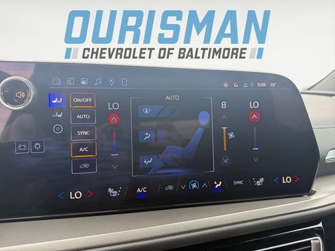 New 2026 Chevrolet Traverse LT w/ Driver Confidence Package image 19