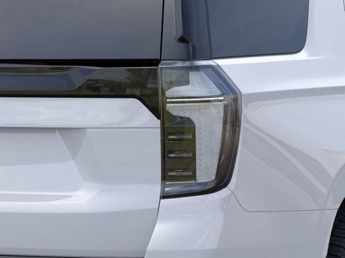 New 2026 Chevrolet Tahoe High Country AWD/4WD image 14