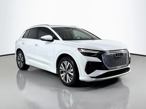 Used 2023 Audi Q4 e-tron Premium Plus RWD image 4