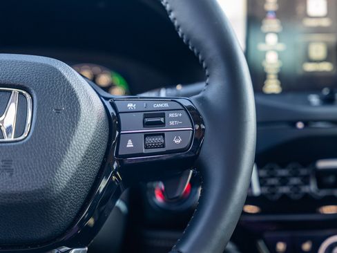Used 2025 Honda Accord Touring image 28