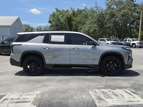 New 2026 Chevrolet Traverse RS w/ LPO, Floor Liner Package FWD image 6