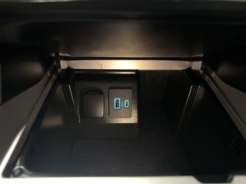 Certified 2023 Ford Explorer XLT w/ Equipment Group 202A image 22