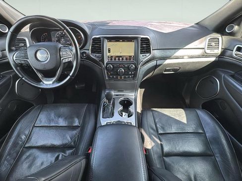 Used 2018 Jeep Grand Cherokee High Altitude image 3