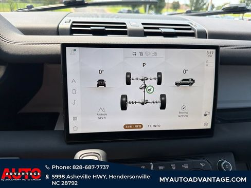 Used 2025 Land Rover Defender 110 S AWD/4WD image 17