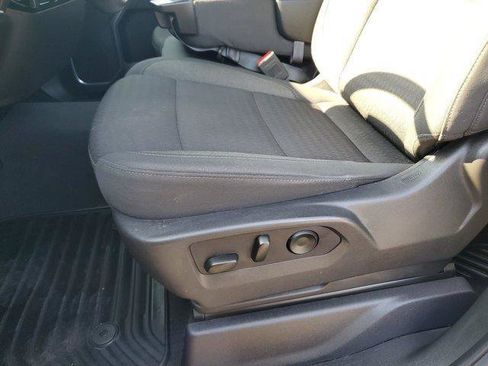 Used 2025 Chevrolet Silverado 1500 LT AWD/4WD image 13