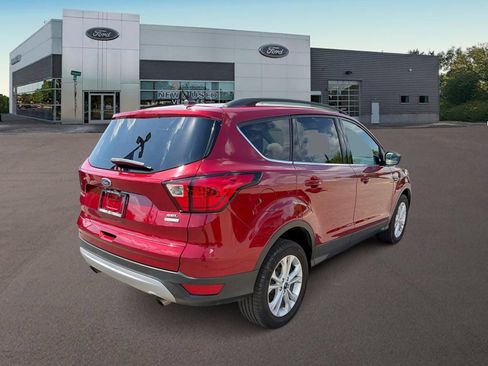 Used 2019 Ford Escape SEL FWD image 11