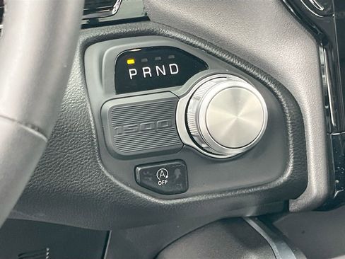 Used 2025 RAM 1500 Laramie w/ Night Edition RWD image 17