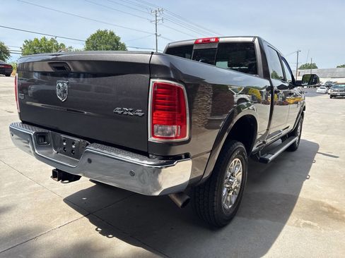 Used 2015 RAM 2500 Laramie w/ Convenience Group AWD/4WD image 5