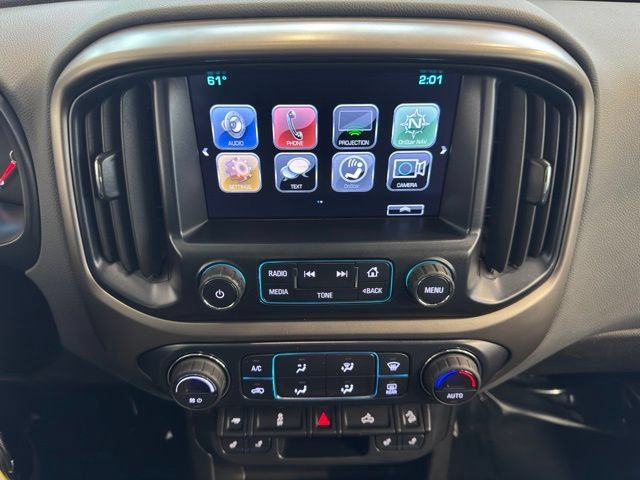 Used 2018 Chevrolet Colorado Z71 AWD/4WD image 16