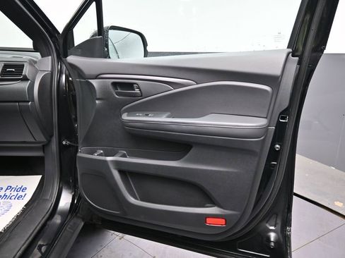 Used 2023 Honda Passport EX-L image 18