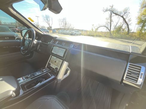 Used 2020 Land Rover Range Rover Long Wheelbase HSE image 30