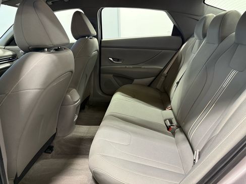 Used 2024 Hyundai Elantra SEL image 24