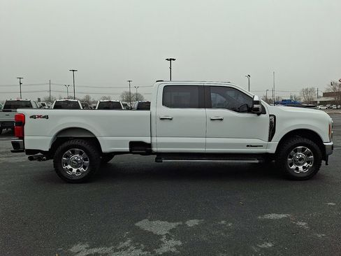 Used 2023 Ford F250 Lariat w/ Chrome Package image 7