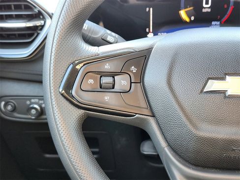 Used 2025 Chevrolet TrailBlazer LS w/ LS Confidence Package image 26