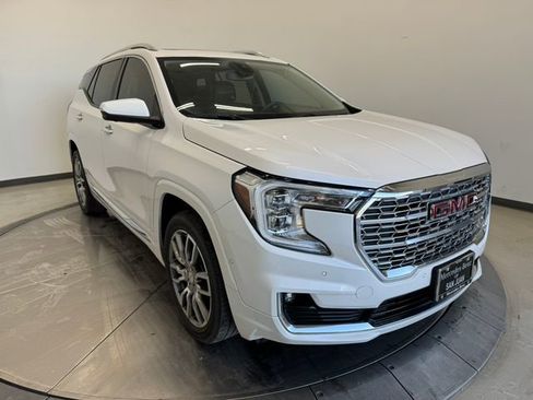 Used 2023 GMC Terrain Denali w/ Denali Premium Package image 1