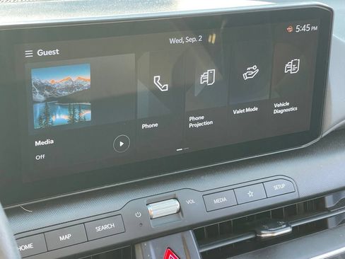 Used 2025 Kia K4 FWD image 6