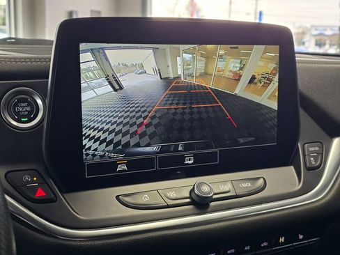 Used 2025 Chevrolet Blazer LT image 31