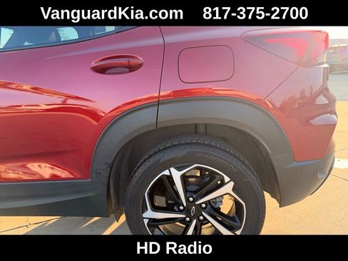 Used 2021 Chevrolet TrailBlazer RS w/ Technology Package image 9