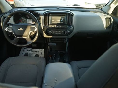 Used 2017 Chevrolet Colorado W/T w/ WT Convenience Package RWD image 20