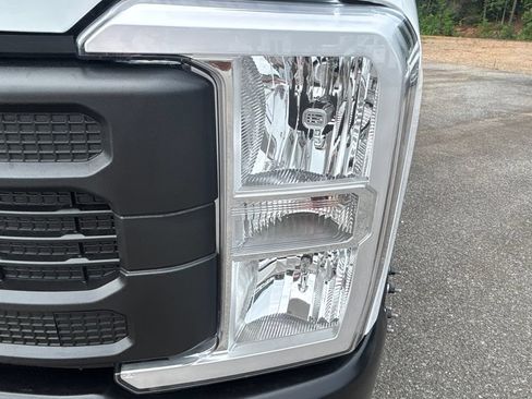 New 2026 Ford F350 XL AWD/4WD image 9