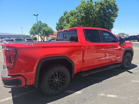 Used 2023 GMC Sierra 1500 Elevation w/ Preferred Package AWD/4WD image 5