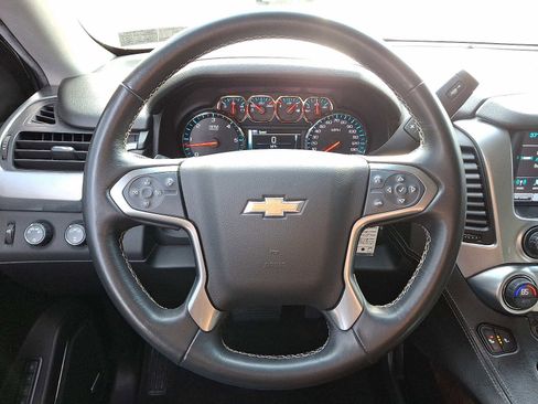 Used 2018 Chevrolet Tahoe LT image 19