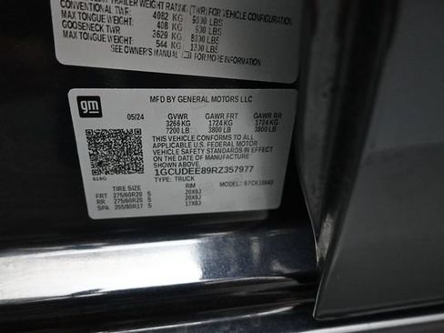 Used 2024 Chevrolet Silverado 1500 RST AWD/4WD image 9