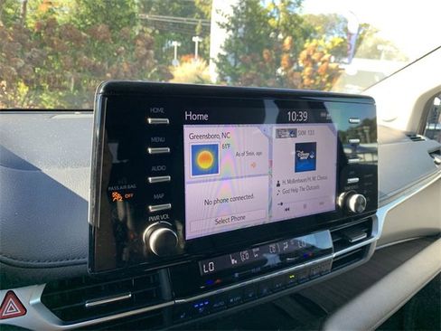 Certified 2023 Toyota Sienna Limited image 21